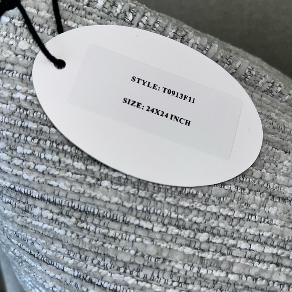 1-NWT CALLISTO HOME DECORATIVE PILLOW ( Please read description for details) - Picture 16 of 16